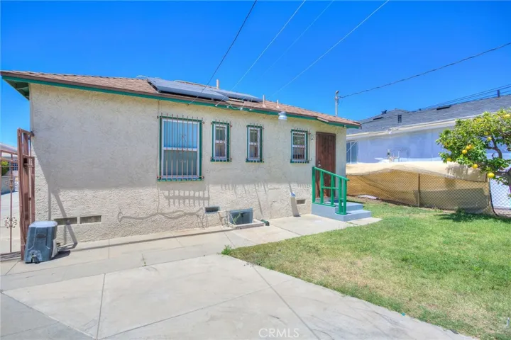 422 E. 139th Street, Los Angeles, California 90061