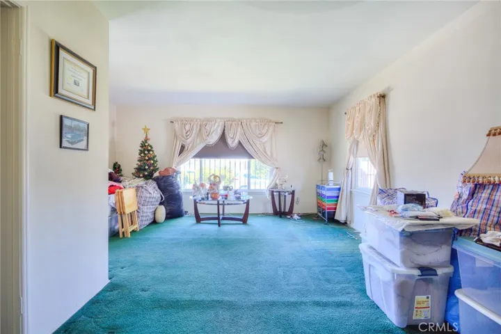 422 E. 139th Street, Los Angeles, California 90061