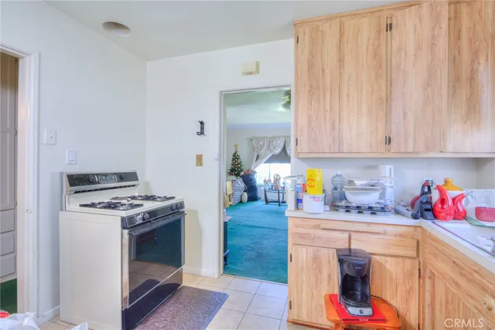 422 E. 139th Street, Los Angeles, California 90061