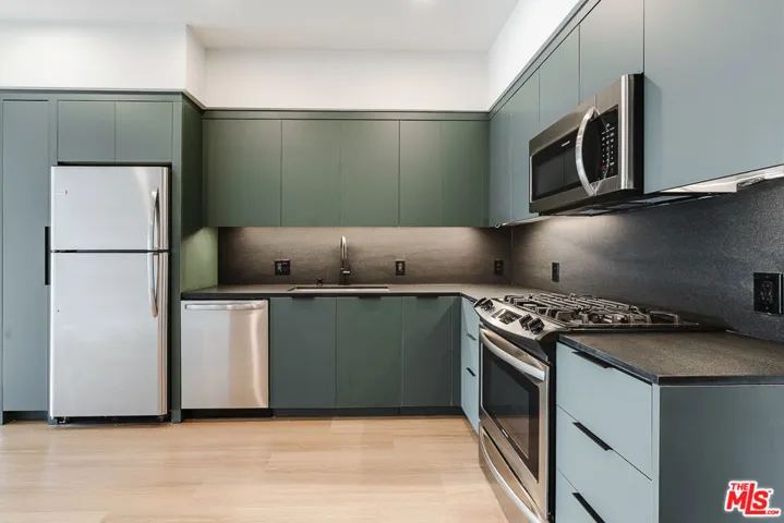 10601 Washington Boulevard 722, Culver City, California 90232
