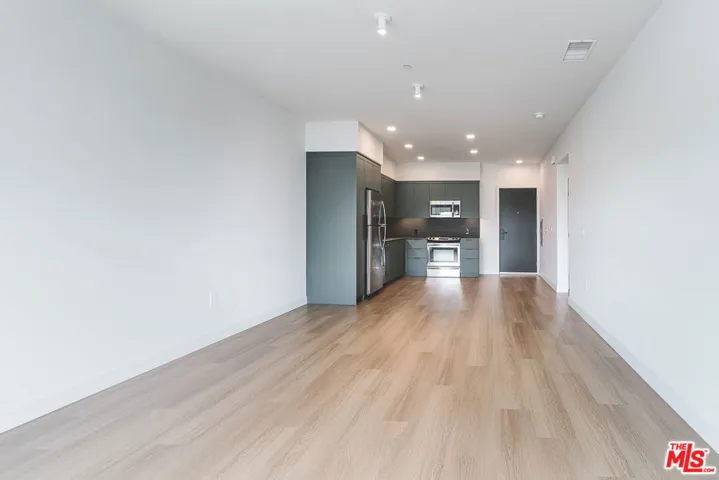 10601 Washington Boulevard 722, Culver City, California 90232