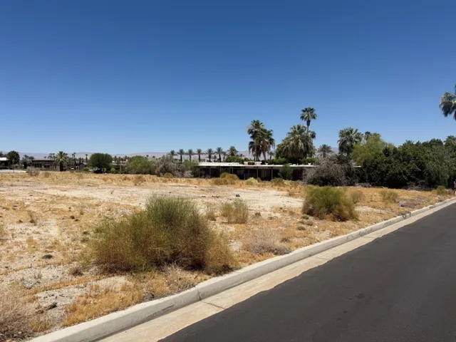 Land NE View