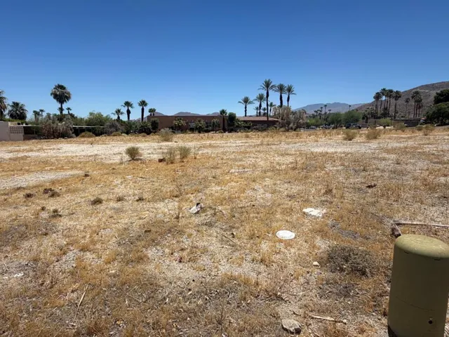 Land South