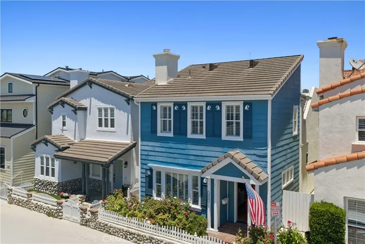 428 E Bay Avenue, Newport Beach, California 92661