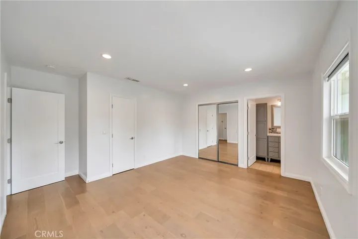 4833 Longridge, Sherman Oaks, California 91423
