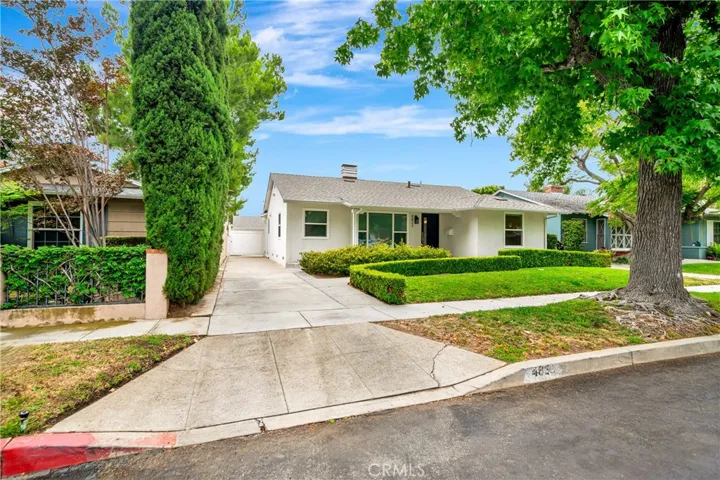 4833 Longridge, Sherman Oaks, California 91423