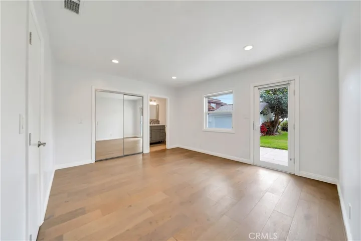 4833 Longridge, Sherman Oaks, California 91423