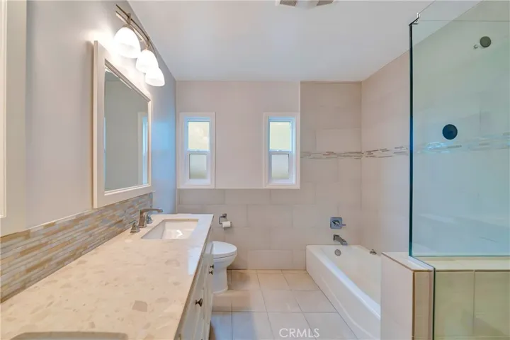 4833 Longridge, Sherman Oaks, California 91423