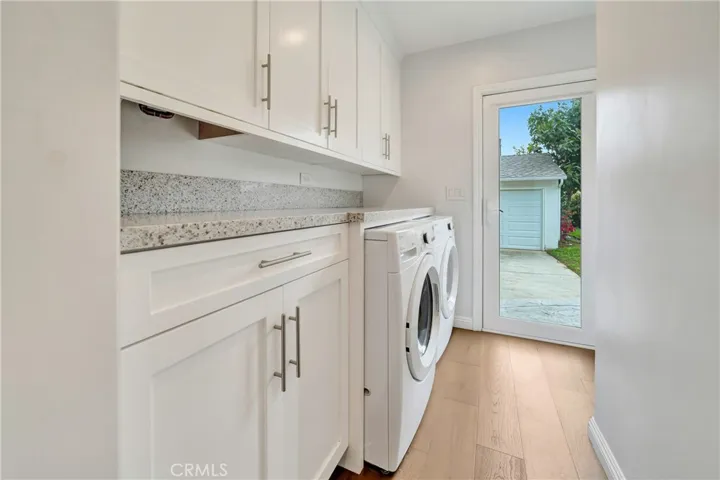 4833 Longridge, Sherman Oaks, California 91423