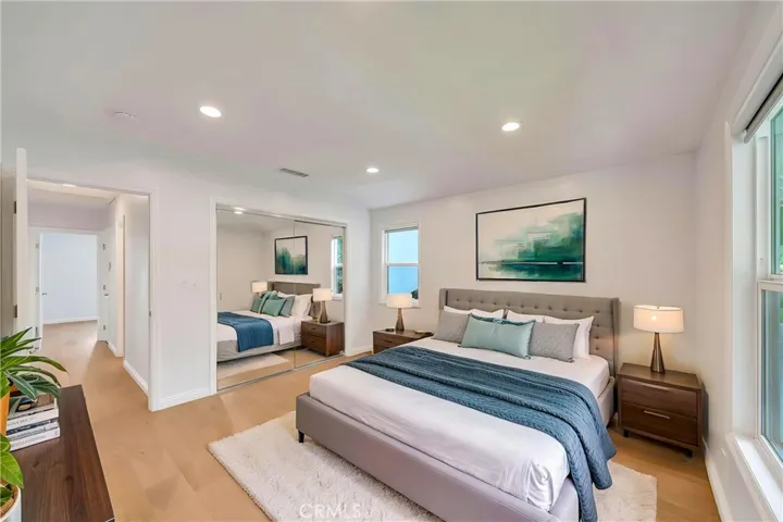 4833 Longridge, Sherman Oaks, California 91423