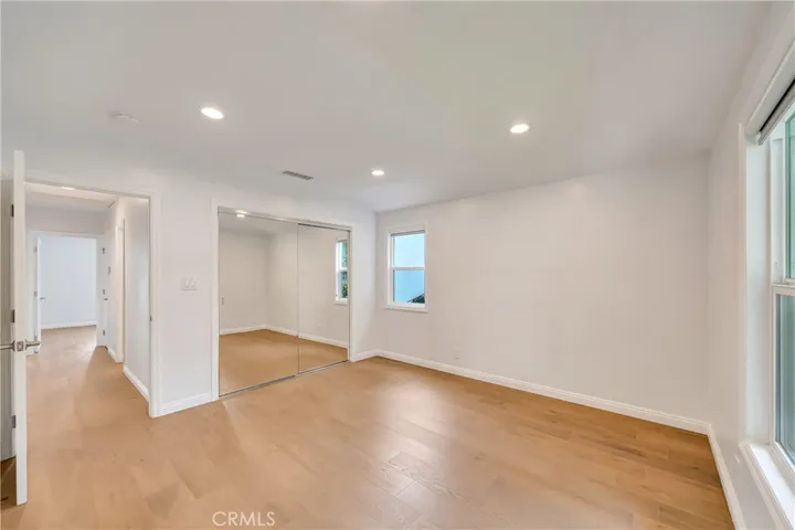 4833 Longridge, Sherman Oaks, California 91423