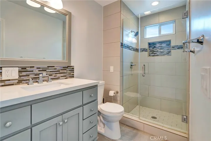4833 Longridge, Sherman Oaks, California 91423