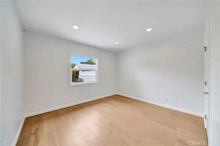 4833 Longridge, Sherman Oaks, California 91423