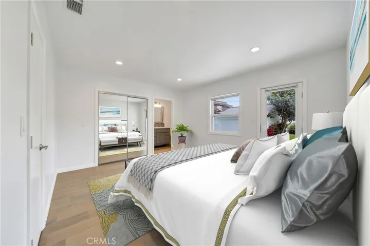 4833 Longridge, Sherman Oaks, California 91423