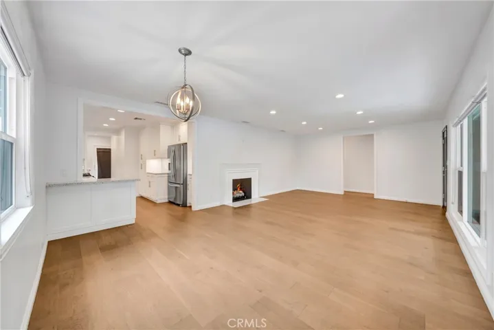 4833 Longridge, Sherman Oaks, California 91423