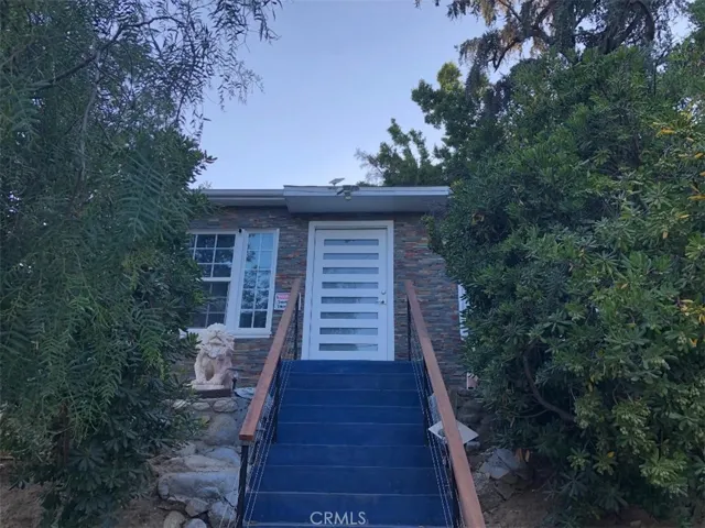 9629 Alene Drive, Tujunga, California 91042