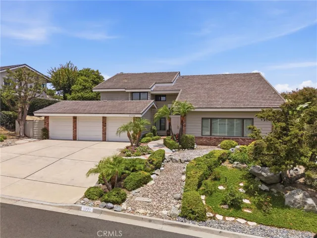 1771 Bridle Path Way, North Tustin, California 92705