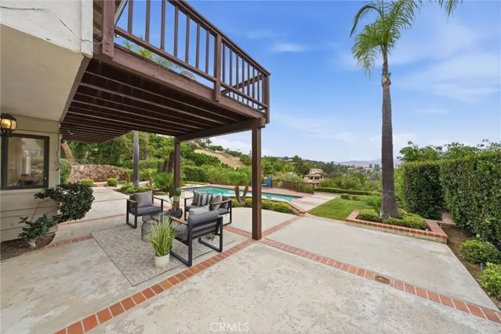 1771 Bridle Path Way, North Tustin, California 92705