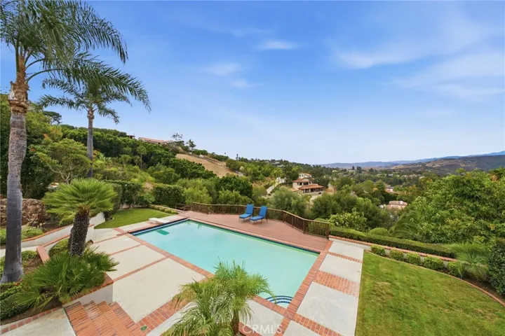 1771 Bridle Path Way, North Tustin, California 92705