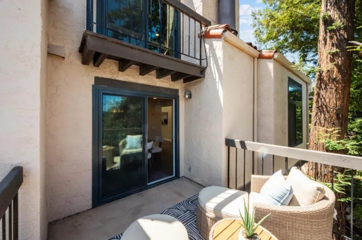 2391 Lyall Way, Belmont, California 94002