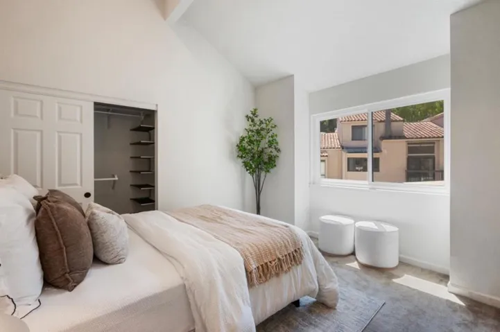 2391 Lyall Way, Belmont, California 94002