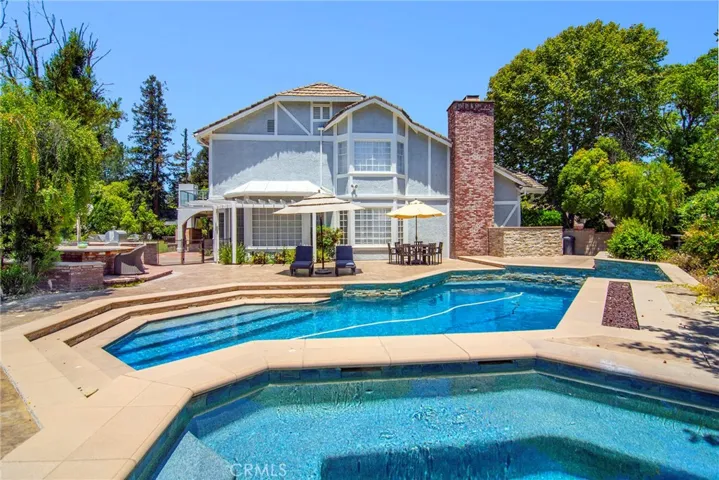 29450 Cambridge Court, Agoura Hills, California 91301