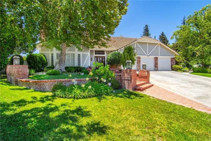 29450 Cambridge Court, Agoura Hills, California 91301