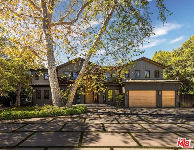 4565 Encino Avenue, Encino, California 91316