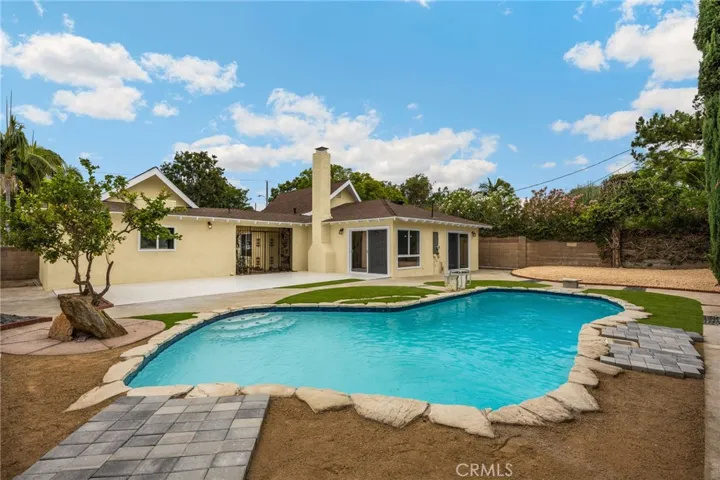 5255 E Bergh Drive, Anaheim, California 92807