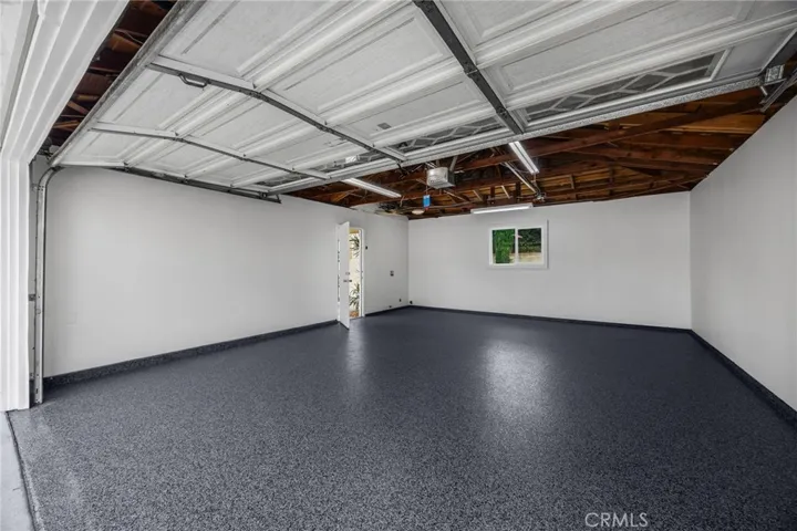 2-Car Garage