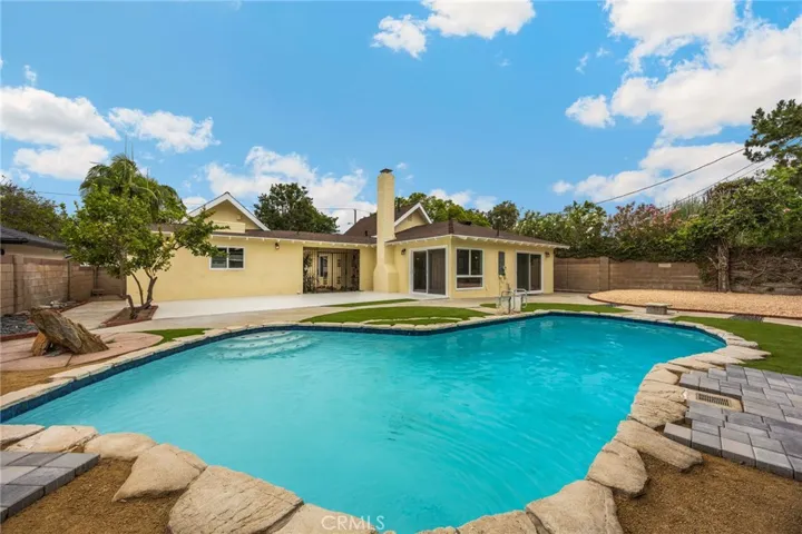 5255 E Bergh Drive, Anaheim, California 92807