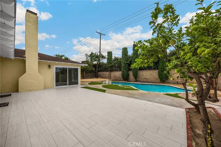 5255 E Bergh Drive, Anaheim, California 92807