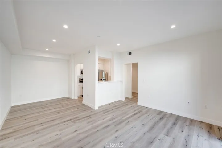 14526 Hartland Street 307, Van Nuys, California 91405