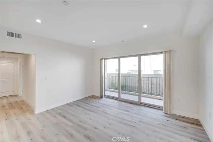 14526 Hartland Street 307, Van Nuys, California 91405