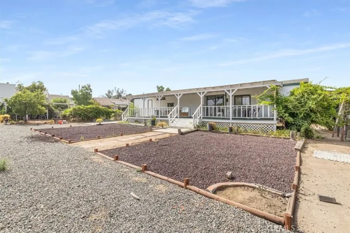 20643 El Nido, Perris, California 92571