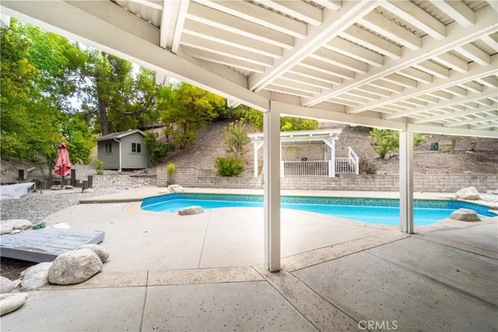 5708 Mcdonie, Woodland Hills, California 91367