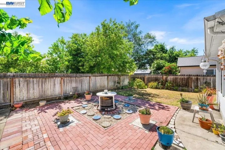 675 Alameda Dr, Livermore, California 94551