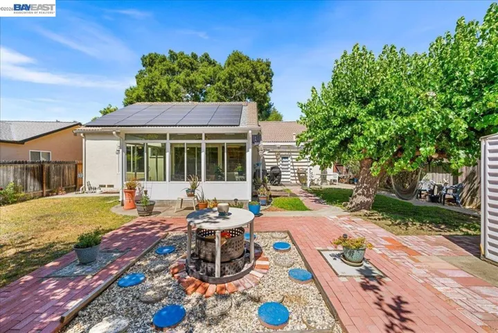 675 Alameda Dr, Livermore, California 94551