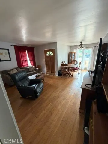 2909 N Valley, Manhattan Beach, California 90266