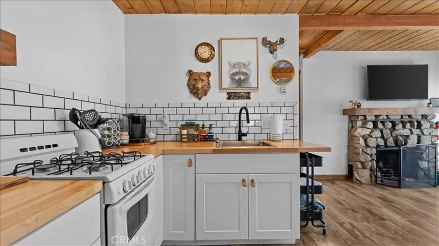 573 Spruce, Sugarloaf, California 92386