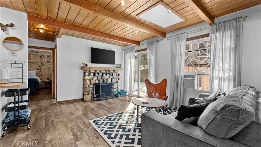 573 Spruce, Sugarloaf, California 92386