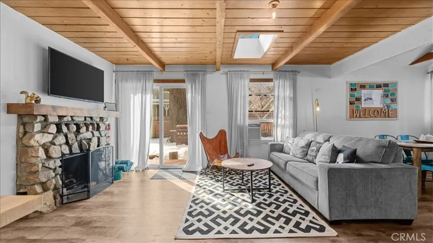 573 Spruce, Sugarloaf, California 92386