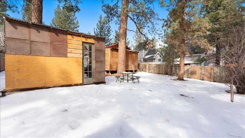 573 Spruce, Sugarloaf, California 92386