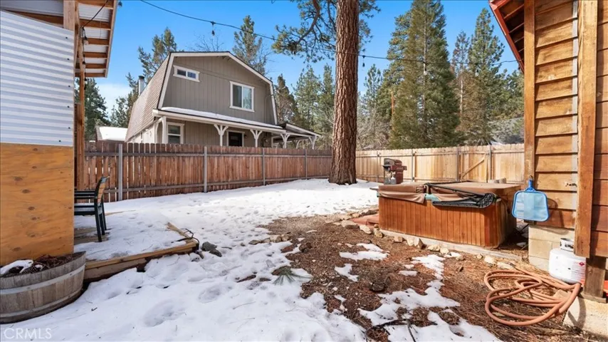 573 Spruce, Sugarloaf, California 92386