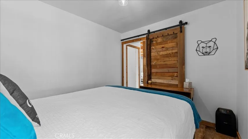 573 Spruce, Sugarloaf, California 92386