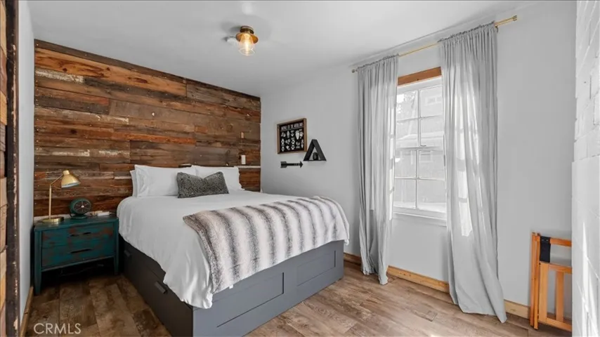 573 Spruce, Sugarloaf, California 92386