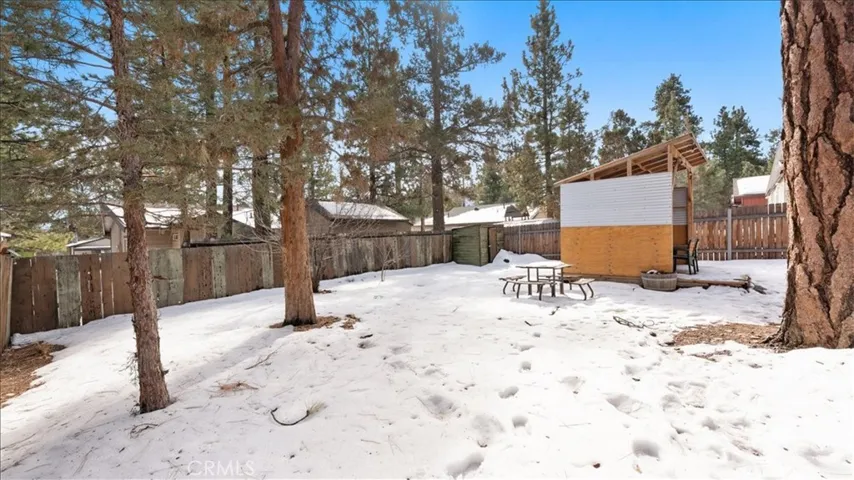 573 Spruce, Sugarloaf, California 92386