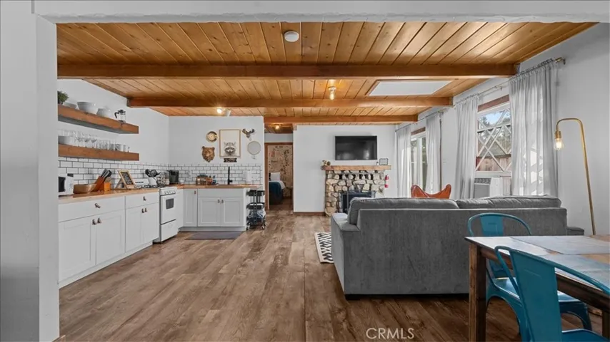 573 Spruce, Sugarloaf, California 92386