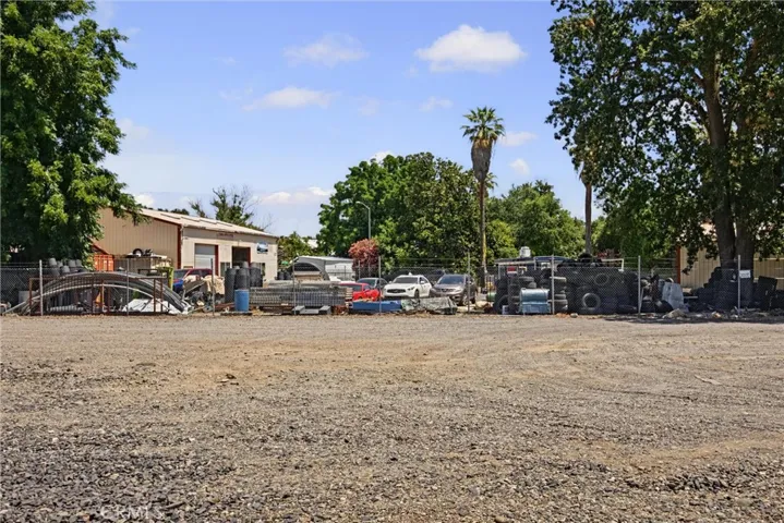 7769 State Highway 99e, Los Molinos, California 96055