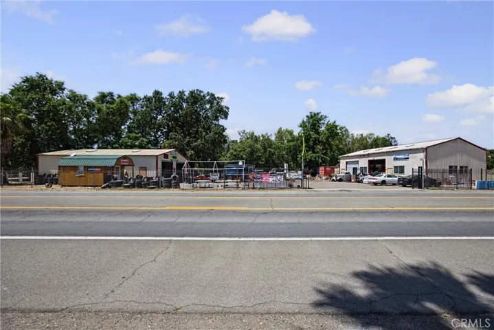 7769 State Highway 99e, Los Molinos, California 96055